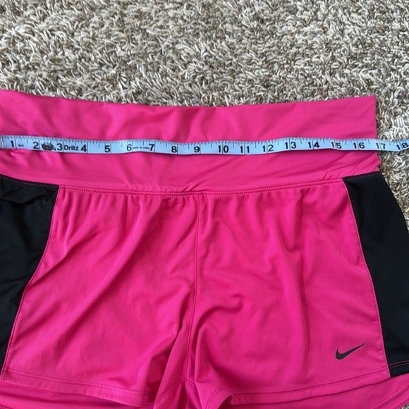 Nike Drifit Infiknit Training Running Short Pink and Black size Large - Picture 9 of 11